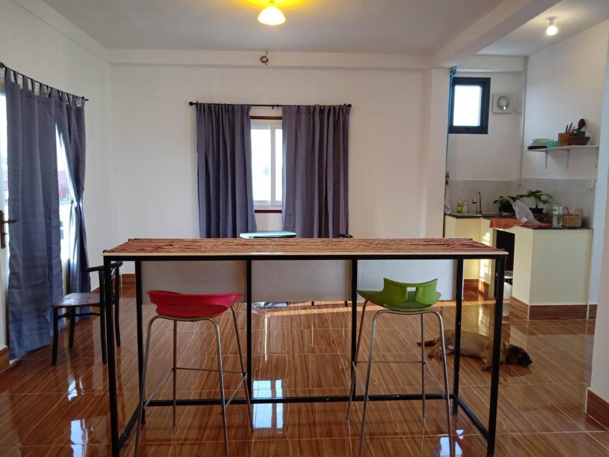 לינה וארוחת בוקר פנום פן Kol House מראה חיצוני תמונה